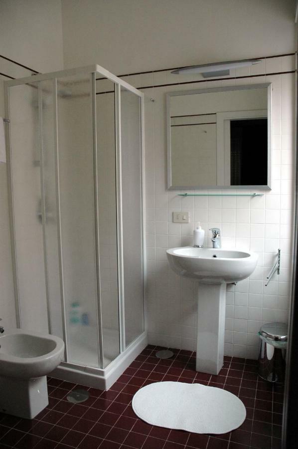 B&B Bed And Business Rome Extérieur photo